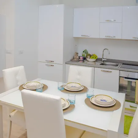 Guesthost - Istria M5 Cozy * Milano